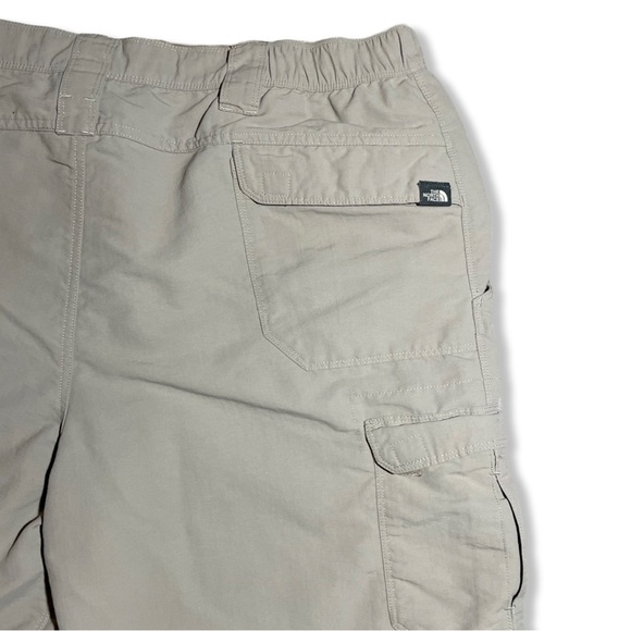 The North Face Shorts - Picture 4 of 6